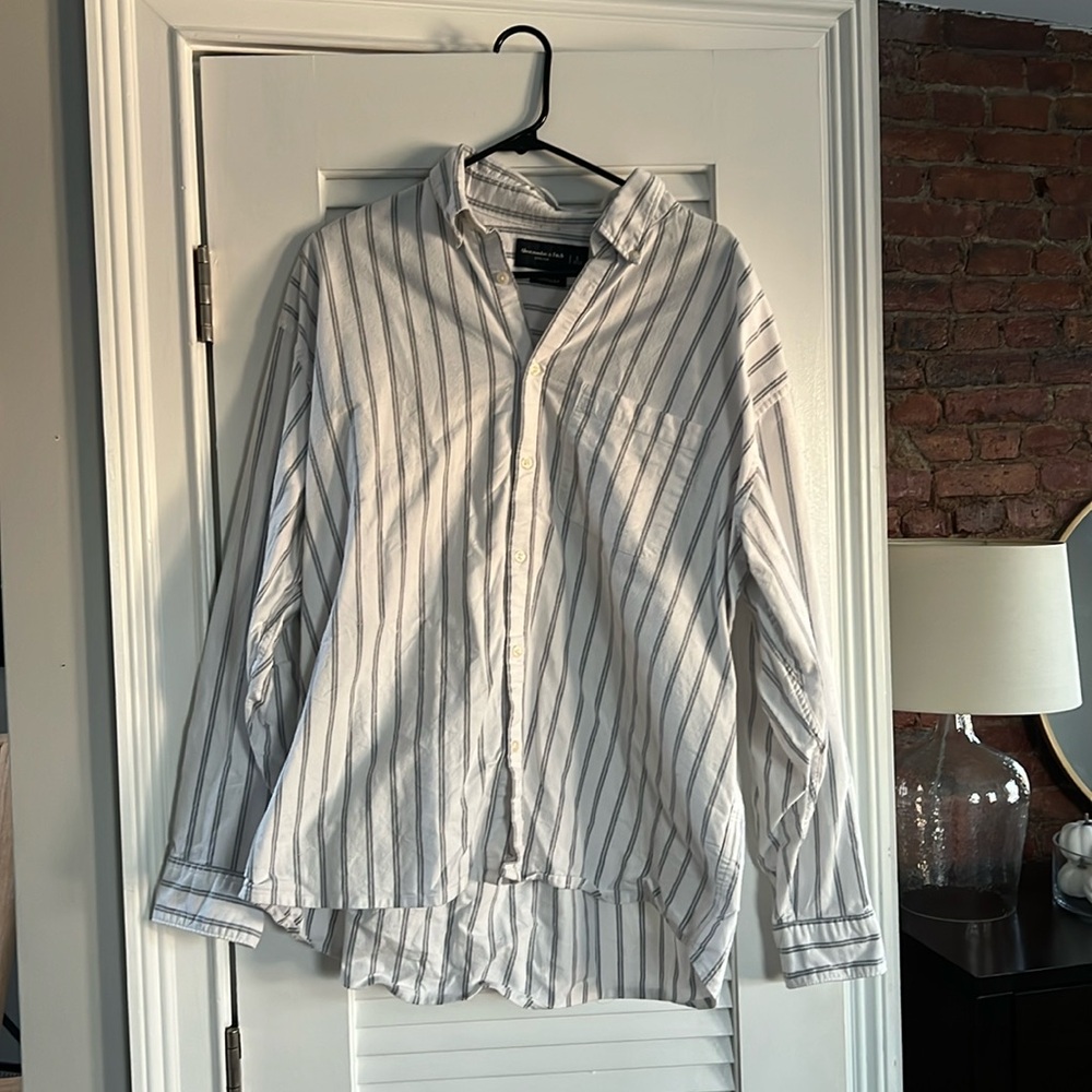 Abercrombie Men’s Oversized Button Down Shirt